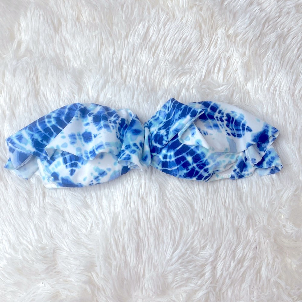 Victoria’s Secret Blue White Tye Dye Ruffle Bikini Swim Top Size X-Small